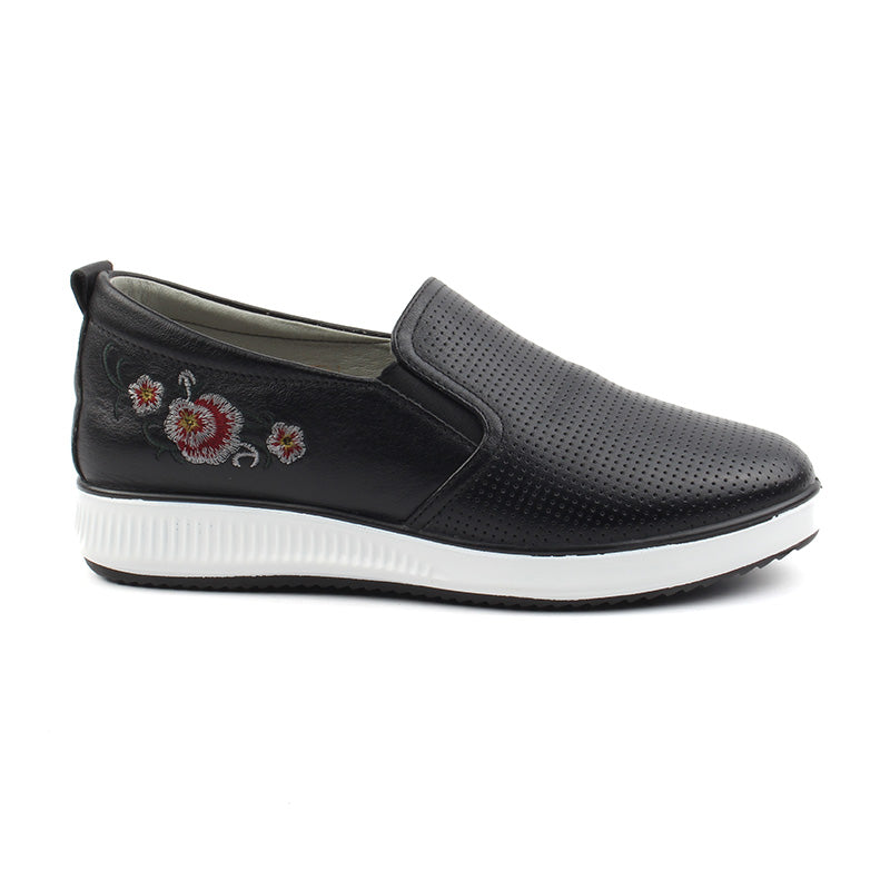 Chaussures Femme Derbies en Cuir, Couleur Noir / N016-51 / BEL CHOU'S