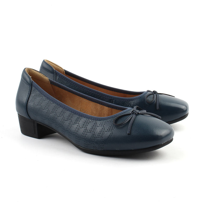 Chaussures Femme Derbies en Cuir, Couleur Bleu Marine / N091-84 / BEL CHOU'S